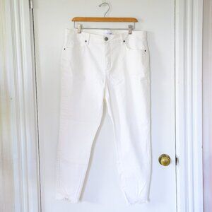 EUC White Skinny Crop Jeans